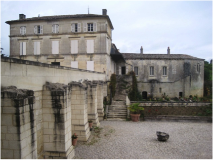 L'abbaye de Fontdouce (Charente-Maritime).