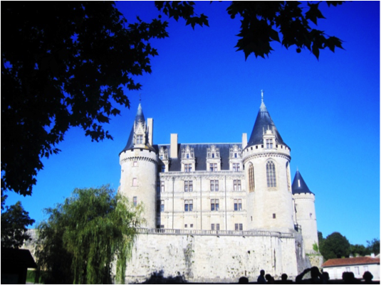 Le château de la Rochefoucauld.