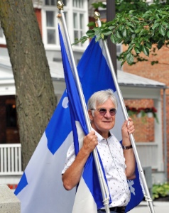 M. Jacques Fortin, membre de la CFQLMC et porte-drapeau.